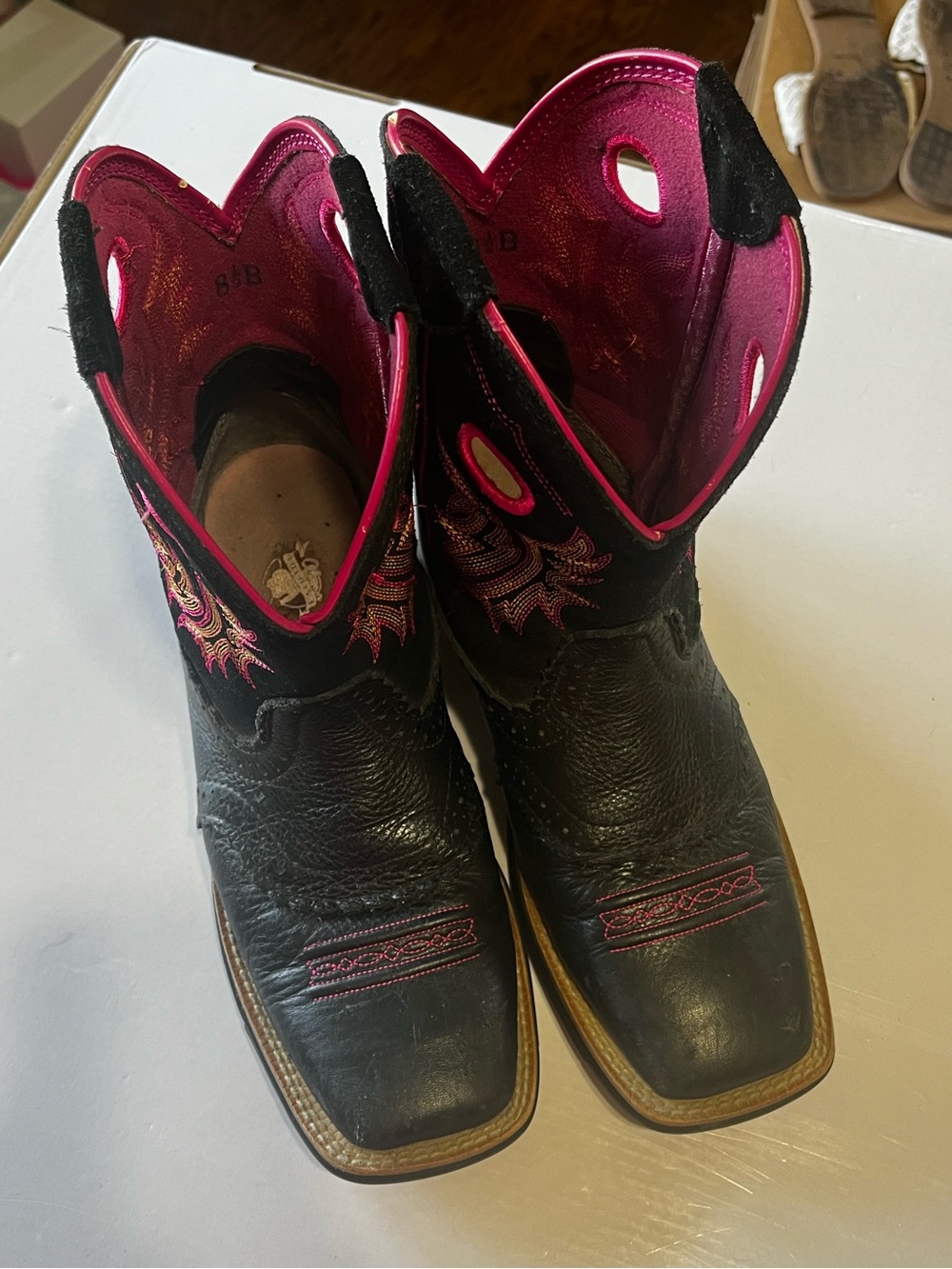 Ariat Black Boots with Pink and Gold Embroidery Square Toe Size 8.5 Lowboys